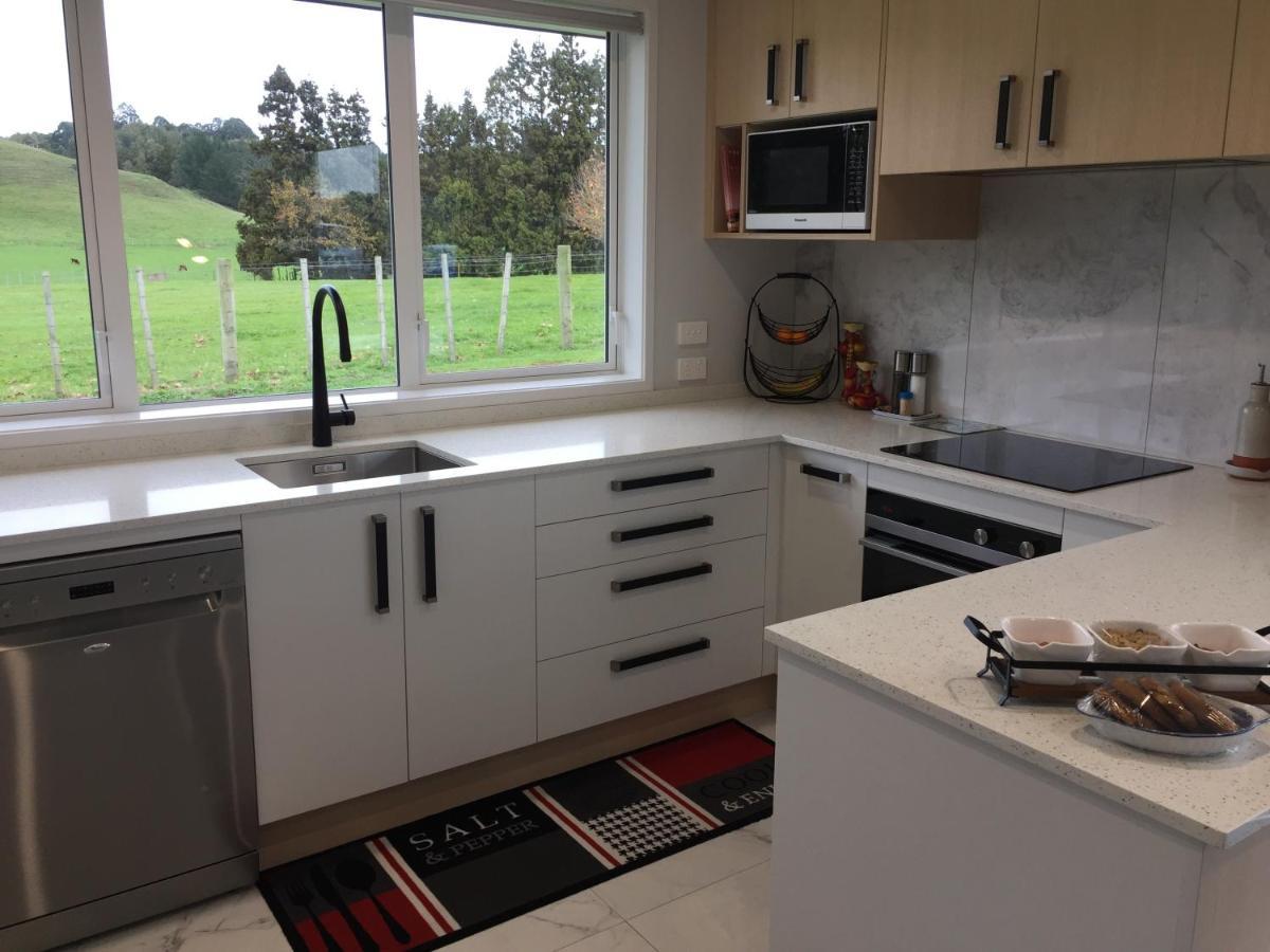 Veld View Bed And Breakfast Tuakau Kültér fotó
